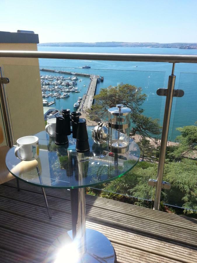 Appartement Panoramic Sea Views, Sleeps 4, Torquay Extérieur photo